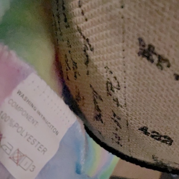 Robe Girls Unicorn Tie Waist Hooded Fits Girls 10-11 Height 60-63” - Picture 3 of 9